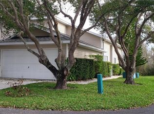 1710 Lullwater Ln, Lutz, FL 33549