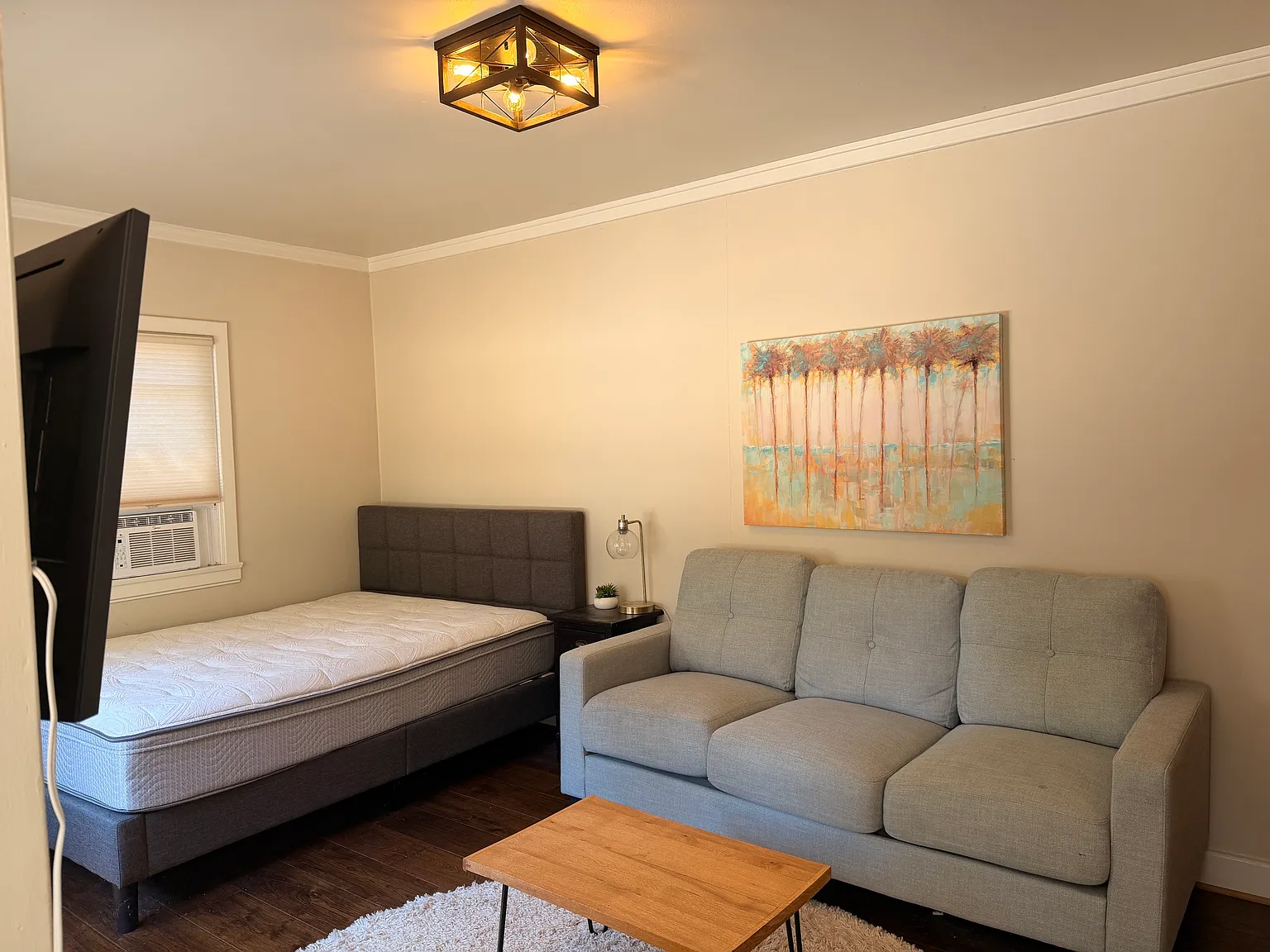 Studio, 280 sqft, $1,050 — Photo 2