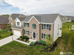 1056 Lakeside St, Tipp City, OH 45371