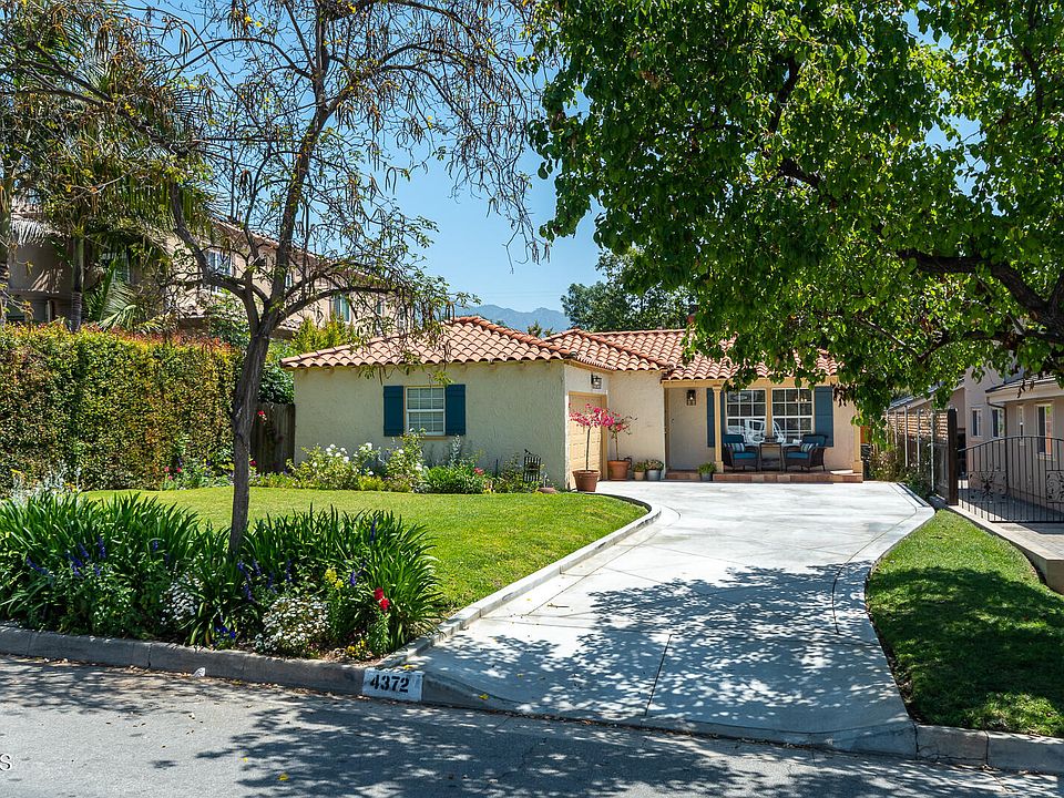 1st image of 4372 Bel Aire Dr