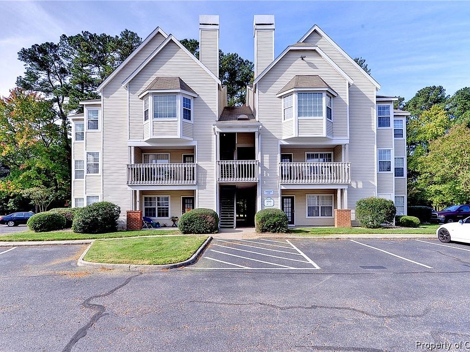 1st image of 100L Windsor Ln