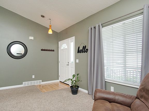 4th image of 6389 S Gold Valley Ct