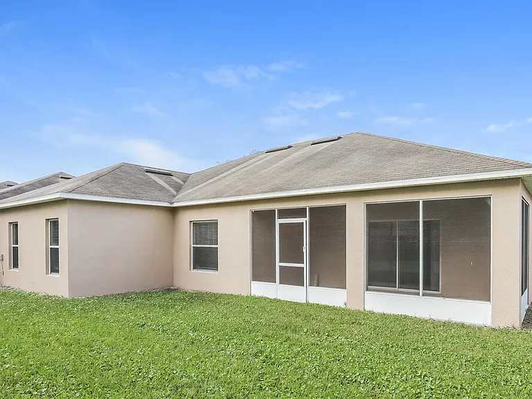 491 Shirley Dr — Photo 15