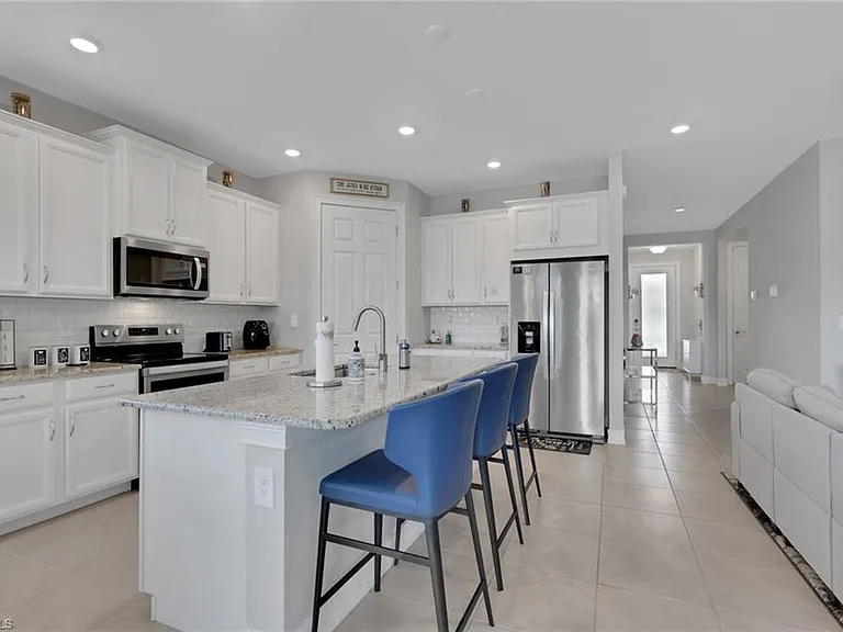 14537 Stern Way — Photo 17