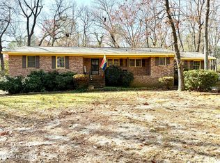 211 Tartan Trl, Southern Pines, NC 28387