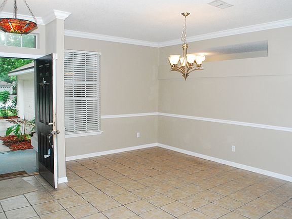 2nd image of 2919 Tidewater St