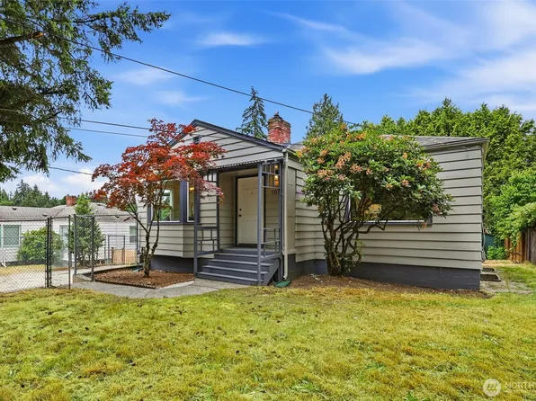 10713 15th Avenue NE, Seattle, WA 98125