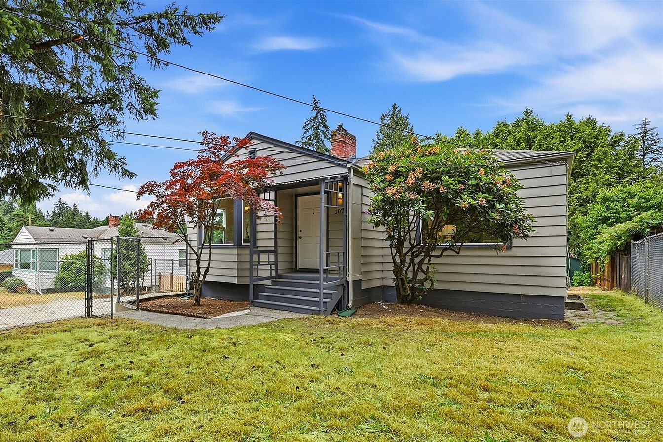 1st image of 10713 15th Avenue NE