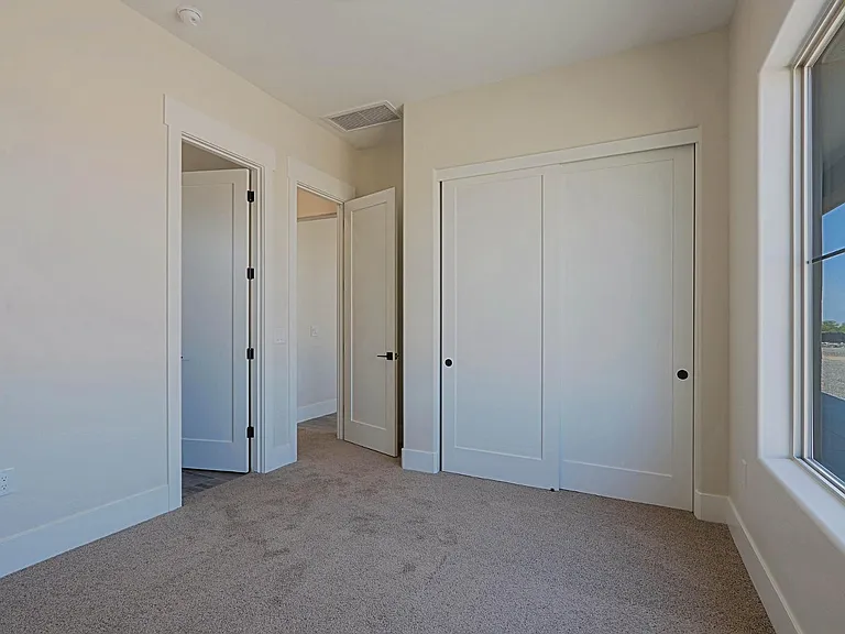 2351 E Cana Ln — Photo 35