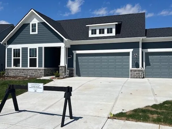 7338 Harbor Town, Whitestown, IN 46075