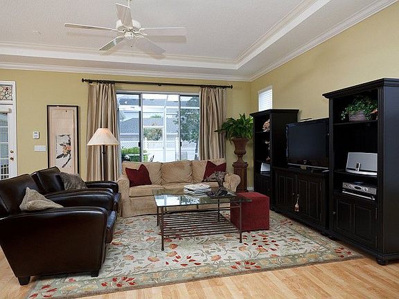 4th image of 9621 W Park Village Dr
