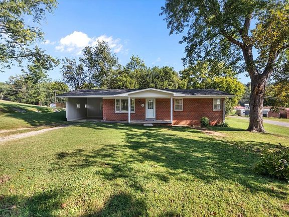 5th image of 220 Roby Dr
