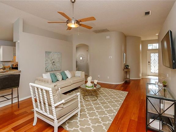 5th image of 608 Lake Cypress Cir