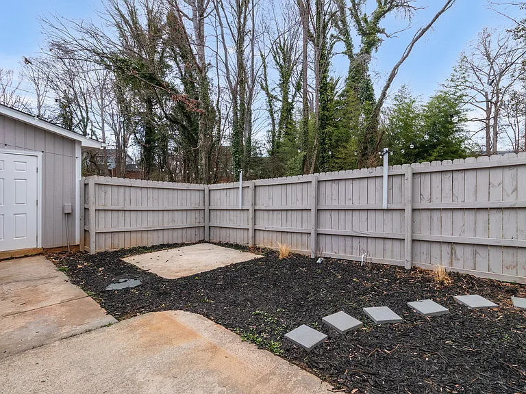 1413 Grantland Pl — Photo 30