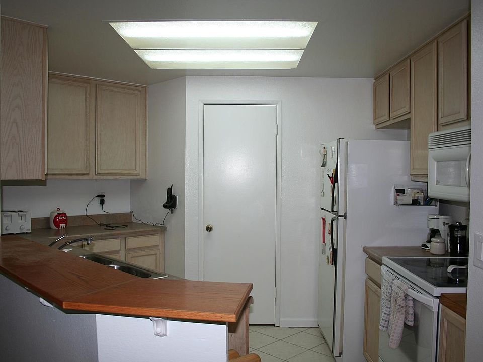 kitchen from dining rom