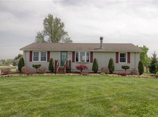 21280 McPhall Rd, Armada, MI 48005