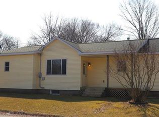 418 Sumpter St, Charlotte, MI 48813