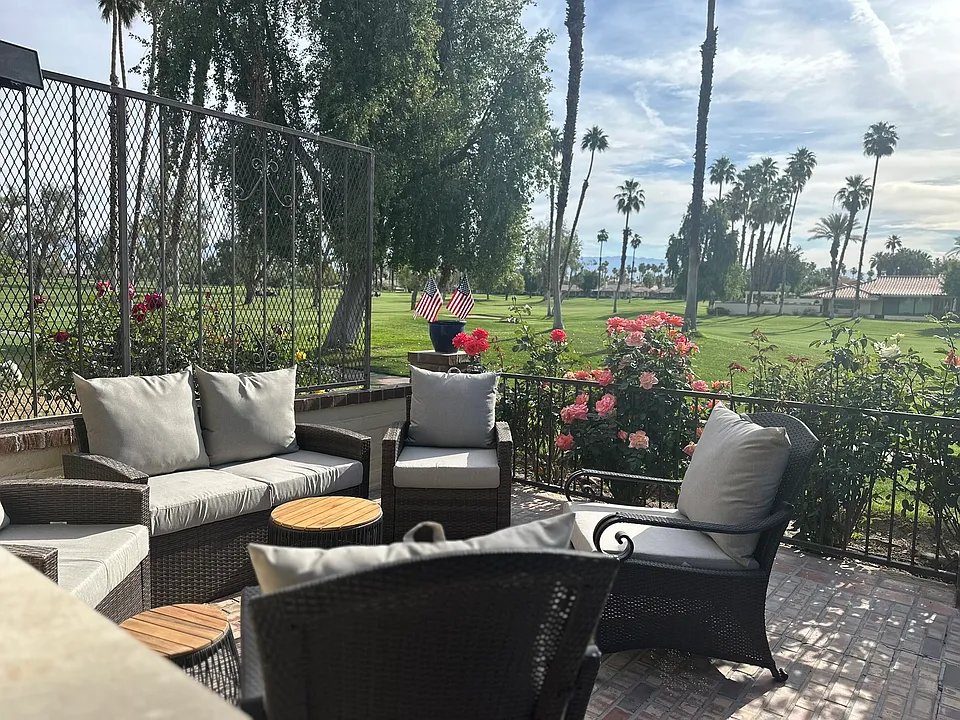 246 Santa Barbara Cir