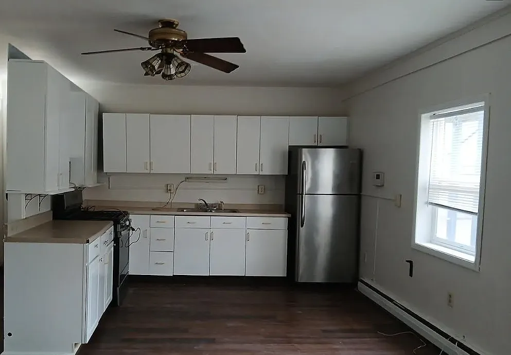 1 bed, $2,600 — Photo 2