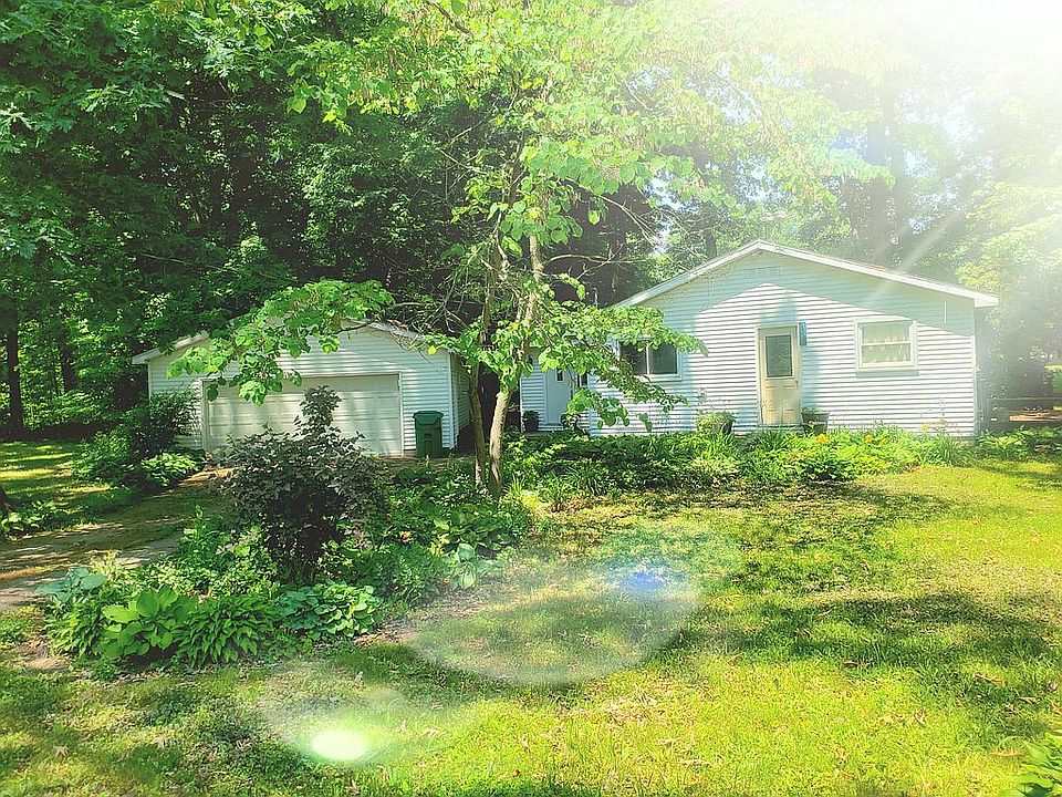 1st image of 25144 Raymond Ave