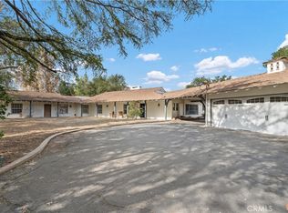 22427 Plummer St, Chatsworth, CA 91311