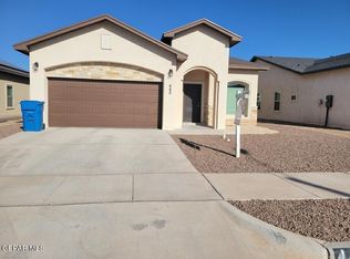 440 Soleil Rd, Socorro, TX 79927