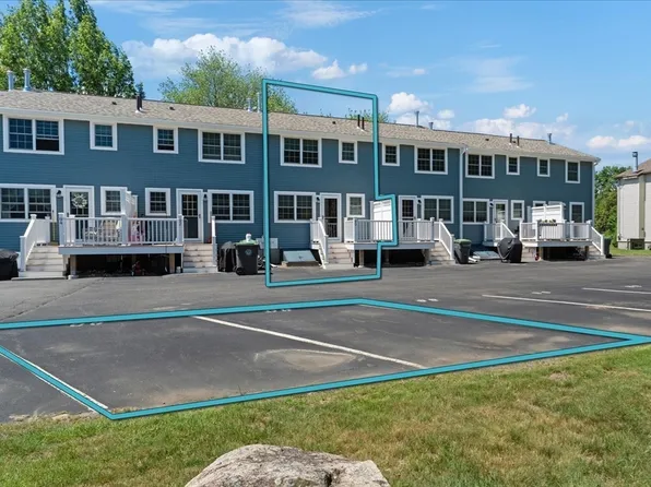 90 Durham Rd Unit 90, Dedham, MA 02026