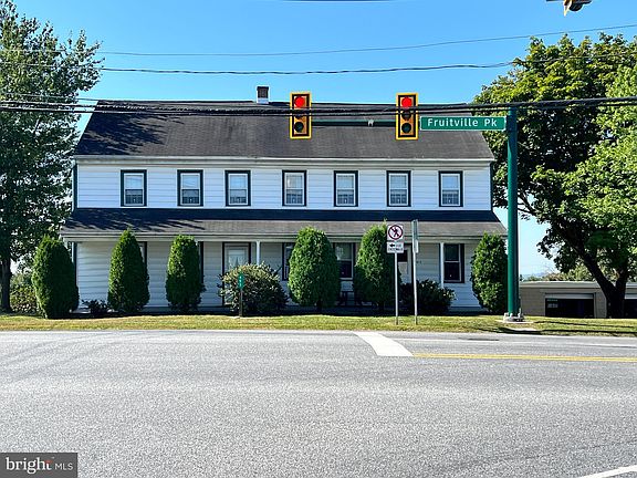 3rd image of 453 Fruitville Pike