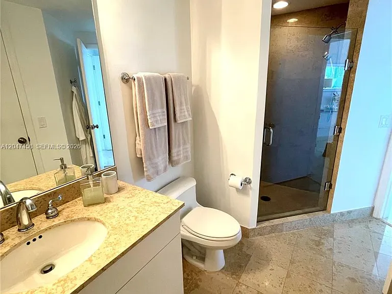 4775 Collins Ave #2305 — Photo 17