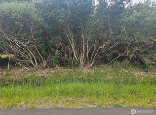 1051 Fairwood Dr SW, Ocean Shores, WA 98569
