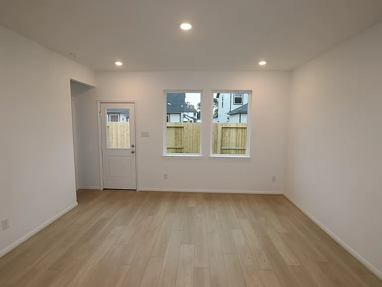 2714 Hollow Alpine Way — Photo 8