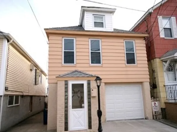 42 West 14th Road image 1 of 1