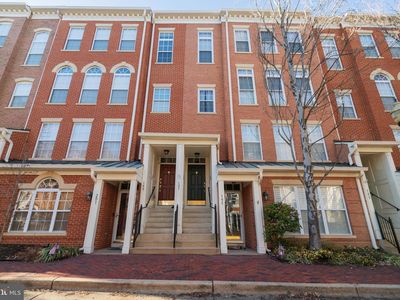 197 Martin Ln, Alexandria, VA, 22304