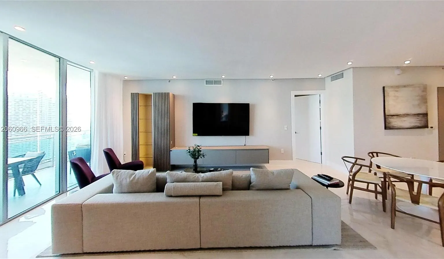 Wind Condo — Photo 3