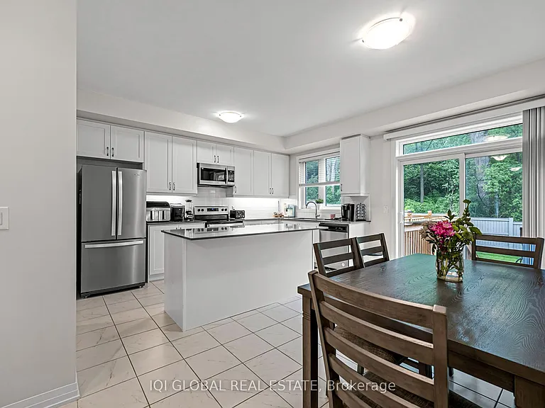 585 Colborne St #1303 — Photo 8