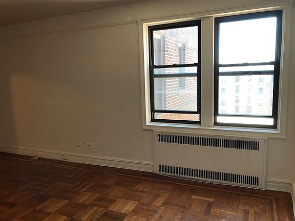 2nd image of 47-51 40th St #D6