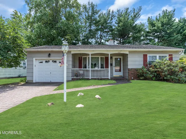 1087 Edgebrook Drive S, Toms River, NJ 08757