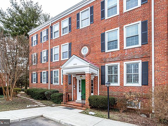 2nd image of 3052 S Abingdon St APT A2
