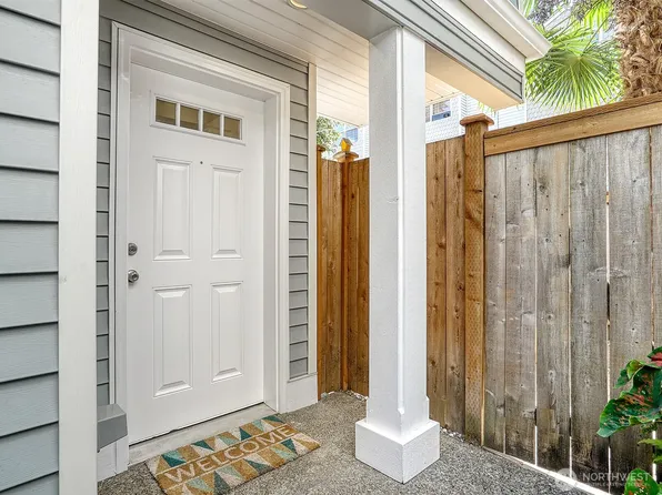8529 Midvale Avenue N #C, Seattle, WA 98103