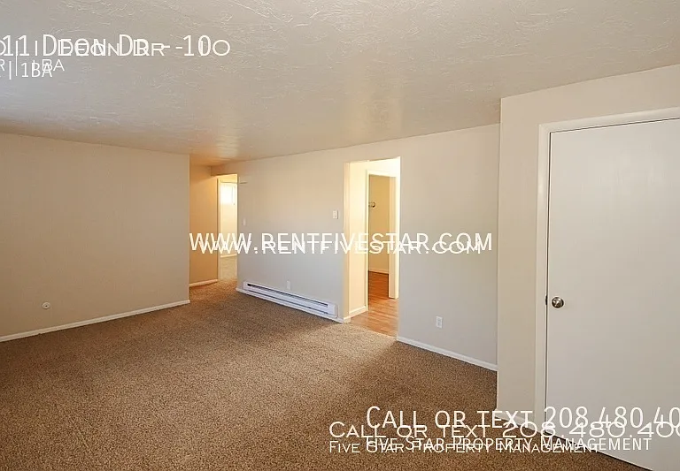 1011 Deon Dr #10 — Photo 4