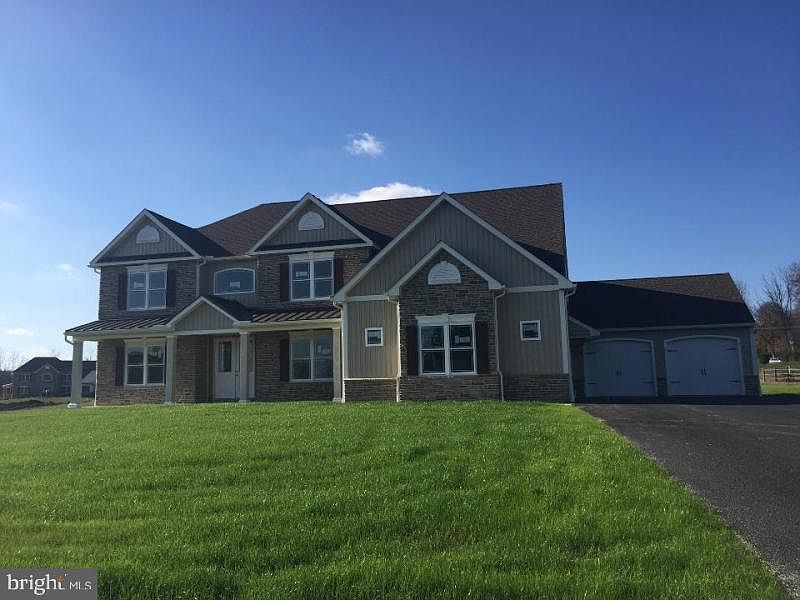 2nd image of 15 Fox Glove Ln Lot 46
