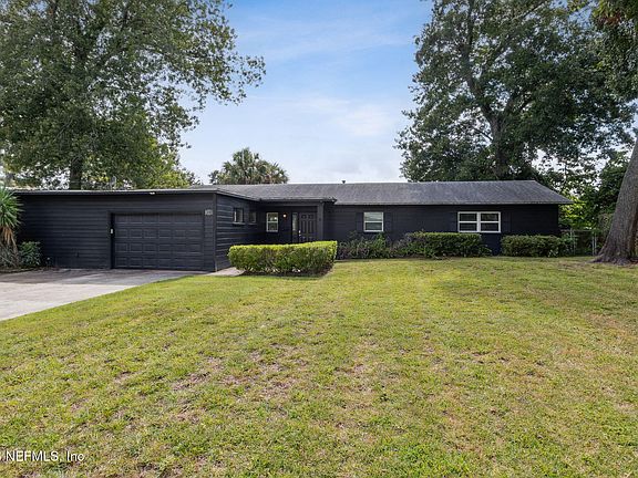 2nd image of 704 SEABROOK COVE Road