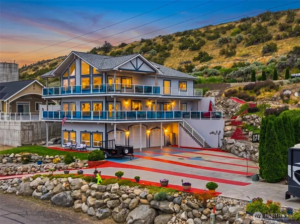 380 Entiat Place, Orondo, WA 98843