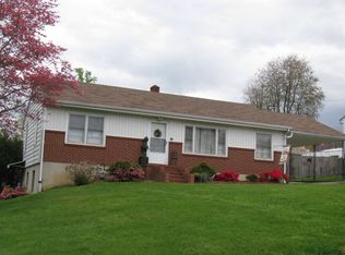 11 Randolph St, Collinsville, VA 24078