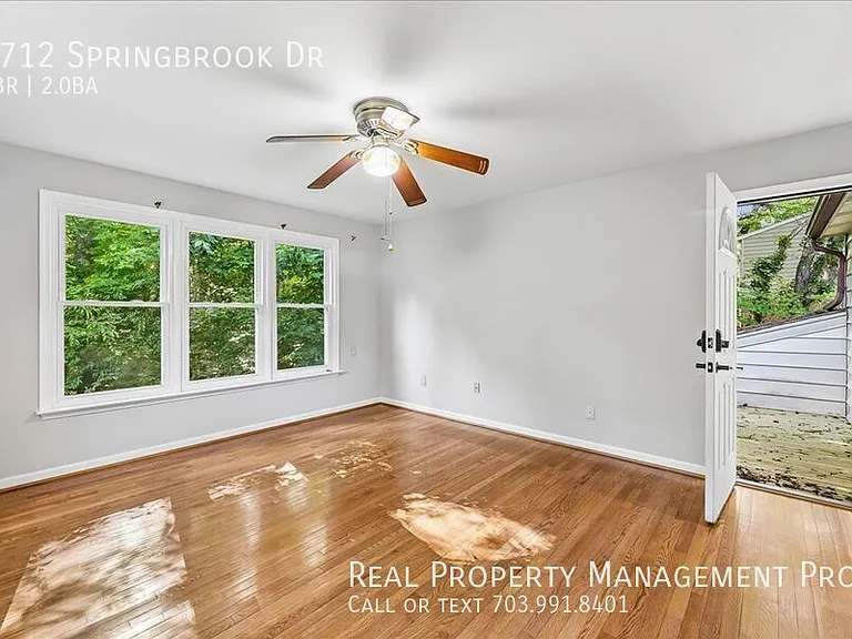 4712 Springbrook Dr — Photo 11