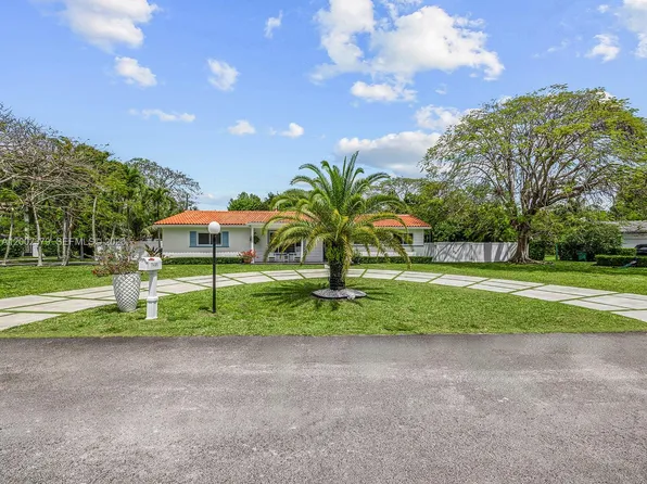 7495 SW 73rd Ter, Miami, FL 33143