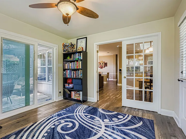 1809 Edelweiss Dr — Photo 24