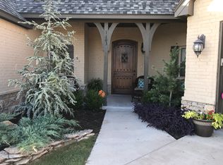 1103 SW 23rd St, Wagoner, OK 74467