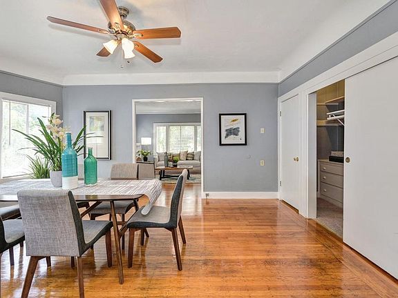 4th image of 515 30th St APT 1