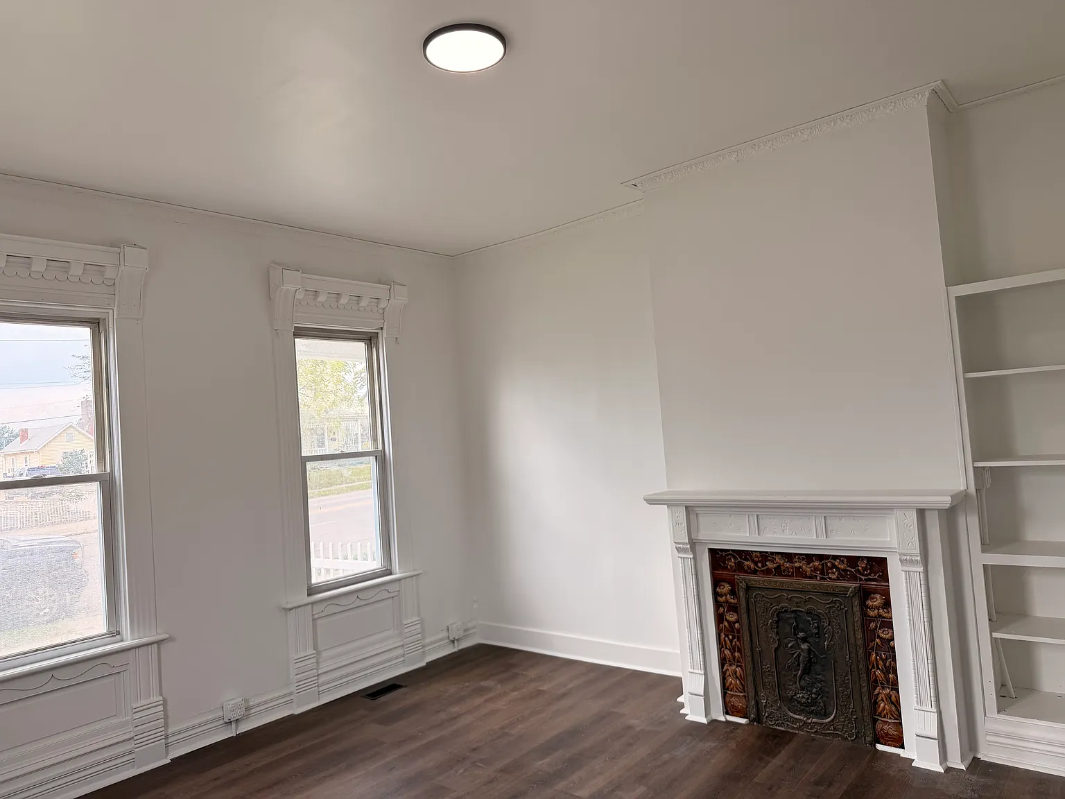 4 bed, $1,600 — Photo 4